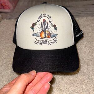 BEX western women’s trucker hat